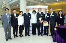 (from left) 
Prof. Phillip Li, Deputy Hospital Chief Executive, Prince of Wales Hospital
Dr. William Ho, Chief Executive, Tung Wah Group of Hospital
Prof. Diana T.F. Lee, Programme Director, CADENZA Training Programme 
Prof. Lawrence J. Lau, Vice-Chancellor, CUHK
Ms. Sandra Lee, Permanent Secretary for Food and Health (Health), Food and Health Bureau, HKSAR
Mr. William Y. Yiu, Executive Director, Charities, The Hong Kong Jockey Club
Dr. the Hon Leong Che-hung, Chairman, Elderly Commission, HKSAR
Prof. Fok Tai Fai, Dean, Faculty of Medicine, CUHK
Prof. Doris Yu, Deputy Programme Director, CADENZA Training Programme