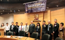 Prof. Yeung Yue-man (sixth from left), Mr. Thomas Awe, Director of Konrad Adenauer Foundation Shanghai Office (seventh from left) and other guest speakers at the conference