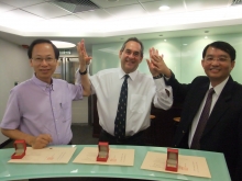 From left: Prof. Joseph Chan, Prof. Andrew van Hasselt and Dr. Simon Lee