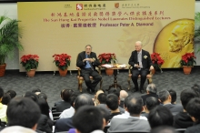 Prof. Peter Diamond interacts with attendants after the lecture.