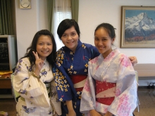 Miss Kitty Chung (middle), a 2009 graduate, thanks the Department of Japanese Studies for giving her the opportunity to broaden her horizon.