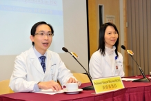 Prof. Vincent Wai Sun WONG, Professor, Division of Gastroenterology and Hepatology, Department of Medicine and Therapeutics and Deputy Director, Center for Liver Health, CUHK (left); and Prof. Grace Lai Hung WONG, Associate Professor, Department of Medicine and Therapeutics, CUHK present their recent research on the use of a new non-invasive imaging technology to identify mild fatty liver cases which may be missed by ultrasound scan.