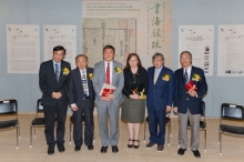 The opening ceremony of the 'From the Treasure House: Jewels from the Library of The Chinese University of Hong Kong' Exhibition.
(From left) Prof. Shun Kwong-loi, Director, Institute of Chinese Studies; Prof. Hau Kit-tai, Pro-Vice-Chancellor; Prof. Joseph Sung, Vice-Chancellor; Ms. Louise Jones, University Librarian; Mr. Christopher Mok, Chairman, Advisory Committee of the Art Museum; and Prof. Peter Lam, Director, Art Museum, CUHK.