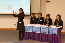 (From right) Prof. Felix SZE, Research Assistant Professor, Department of Linguistics and Modern Languages, CUHK; Prof. Gladys TANG, Director of Centre for Sign Linguistics and Deaf Studies, CUHK; Mr. Michael CHOI and Miss Brenda YU, Language research project assistant, Centre for Sign Linguistics and Deaf studies; and Miss Cassia CHENG, Sign language interpreter.