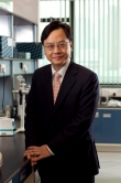 Prof. Lo Yuk Ming, Dennis