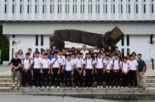 Students of Zheng Sheng College visit CUHK to experience university life.