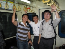 Nelson (left) and his classmates participated in China Trip in Beijing organized by CUHK MBA programmes in 2004. What touched him deeply is how his classmates were willing to walk with him slowly.