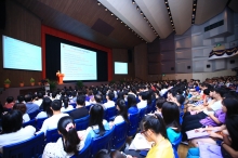 The admission talk attracts a full house of audience.