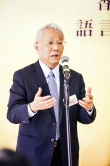 Prof. Ovid Tzeng, President of University System of Taiwan delivers a speech.