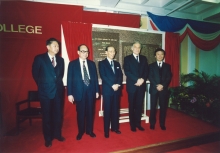 The Grand Opening of Shaw College: (from left) Prof. Ma Lin, the then Chairman of Board of Trustees, Shaw College; Dr. Lee Quo-wei; Dr. the Honourable Run Run Shaw; Lord Wilson of Tillyorn, the then Governor and CUHK Chancellor; and Prof.  Charles Kao.