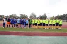 The soccer players of the CUHK team (left) and the Korean team.