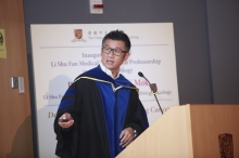 Prof. Tony Mok delivers his inaugural lecture as Li Shu Fan Medical Foundation Professor of Clinical Oncology.