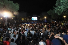 Prof. Joseph Sung and 1,500 CUHK teachers, students, alumni and friends gather at the University Mall to watch the World Cup Final.