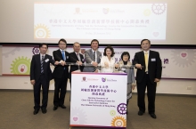 (From left) Prof. Philip W.Y. Chiu, Director of the Chow Yuk Ho Technology Centre for Innovative Medicine, CUHK;  Prof. Francis K.L. Chan, Dean, Faculty of Medicine, CUHK;  Prof. T.F. Fok, Pro-Vice-Chancellor and Vice-President, CUHK;  Prof. Joseph J.Y. Sung, Vice-Chancellor and President, CUHK; Miss Janet Wong, Commissioner for Innovation and Technology; Prof. Fanny M.C. Cheung, Pro-Vice-Chancellor and Vice-President, CUHK;  and Prof. Irwin K.C. King, Associate Dean of the Faculty of Engineering, CUHK.