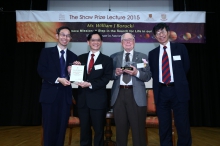 (左起) 中大物理学系朱明中教授、中大逸夫书院院长陈志辉教授、2015年邵逸夫天文学奖得主威廉．伯鲁奇先生（Mr. William J Borucki）、及邵逸夫奖评审会副主席及理事会理事杨纲凯教授。