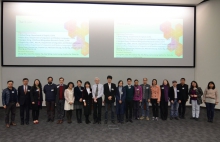 (From 4th to 11th left) Prof. Jason Zevin, University of Southern California; Prof. Stephen Matthews, HKU; Prof. Gloria Zhang, Department of Linguistics and Modern Languages, CUHK; Prof. Helen Zhao, Department of English, CUHK; Prof. Virginia Yip, Department of Linguistics and Modern Languages, CUHK; Prof. Brian MacWhinney, Carnegie Mellon University; Prof. Yasuhiro Shirai, Case Western Reserve University; and Prof. Yanping Dong, Guangdong University of Foreign Studies.