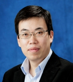 Professor Jianwei Huang