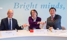 MOU signing by Prof. Joseph Sung, Vice-Chancellor of CUHK (right), Mrs. Marjan Oudeman, President of the Executive Board of Utrecht University (middle), and Prof. Meric Gertler, President of University of Toronto (left).