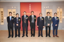 (From left) Prof. Josh Yiu, Director of the Art Museum, CUHK; Prof. Leung Yuen-sang, Director of the Institute of Chinese Studies, CUHK; Mr. Harold Wong, Master of Lechangzai Xuan; Prof. Joseph J.Y. Sung, Vice-Chancellor and President of CUHK; Mr. Christopher Mok, Chairman, Advisory Committee, Art Museum, CUHK; Prof. Harold Mok, Chairman, Department of Fine Arts, CUHK, and Dr. Phil Chan, Research-Assistant Curator (Painting and Calligraphy) of the Art Museum, CUHK officiate at the ribbon-cutting ceremony of the exhibition.