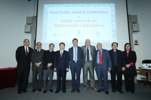 Prof. Kar-Ping Shum and Prof. Peter Taylor pose for a group photo with guests.