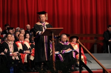 Professor Rocky S. Tuan delivers a speech.