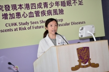 Dr. Kate CHAN suggests adolescents to develop good sleeping habits, for example, rest at regular hours and set the time limit of electronic devices usage before sleeping.