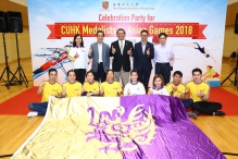 CUHK hosts celebration party in recognition of the painstaking efforts of CUHK athletes in the Asian Games. 
(From left, back row) Dr Elean F.L. Leung, Professor Dennis K.P. Ng, Pro-Vice-Chancellor/Vice-President, Professor Rocky S. Tuan, Vice-Chancellor and President, Professor Edwin H.Y. Chan, Associate Vice-President and Professor Stephen H.S. Wong, Chairman, Department of Sports Science and Physical Education of CUHK.