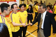 Professor Rocky S. Tuan, Vice-Chancellor and President of CUHK congratulates the athletes on their outstanding achievements in the Games.