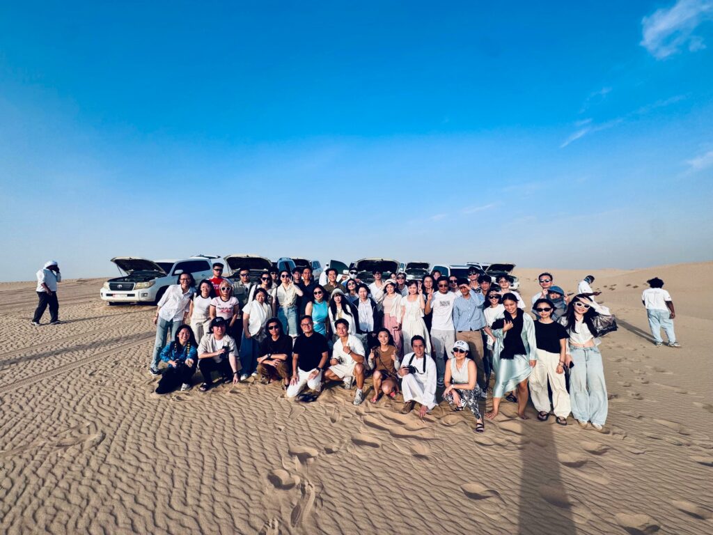 Co-op@CUHK students experience the Desert Safari in Abu Dhabi, embracing UAE traditions and landscapes to enrich the cultural aspect of the field trip.