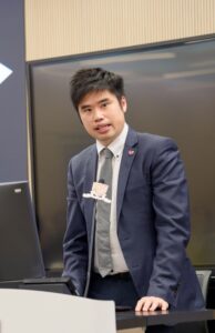葉瀚智醫生（代表趙偉仁教授）