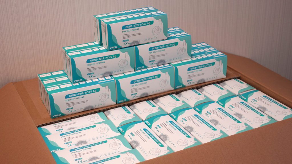 C-MER Eye Care donates 10,000 COVID-19 rapid test kits to CUHK.