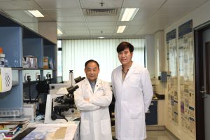 A novel virus-free anticancer gene therapy, developed by Dr. Patrick Ming Kuen TANG (right) and Professor Huiyao LAN (left), receives the Gold Medal with Congratulations of the Jury in the International Exhibition of Inventions Geneva 2021.