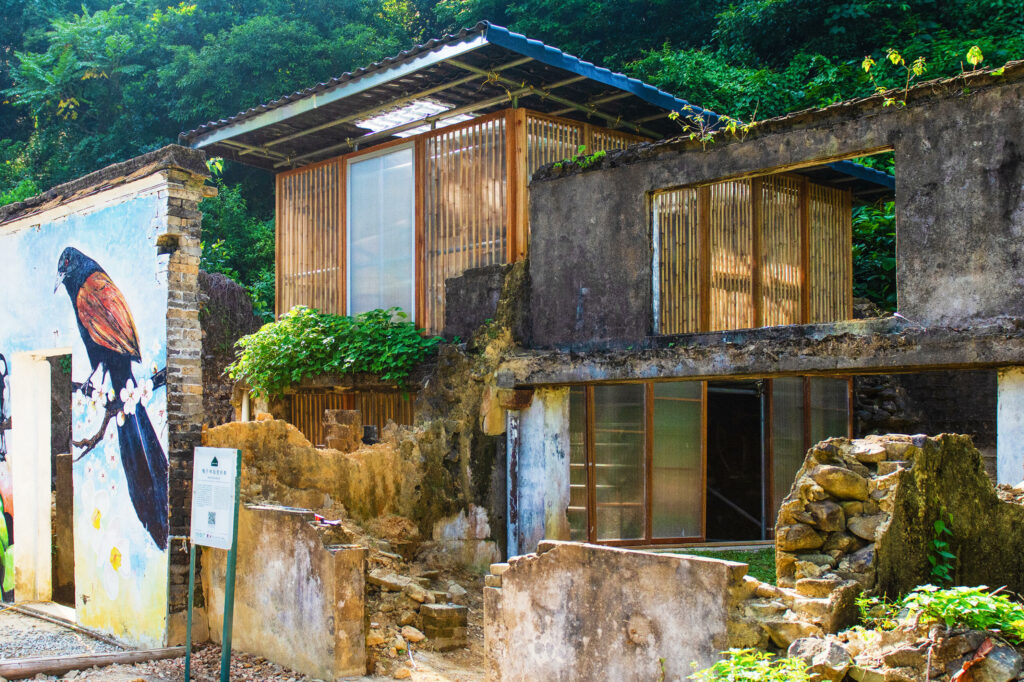 梅子林村壁畫屋