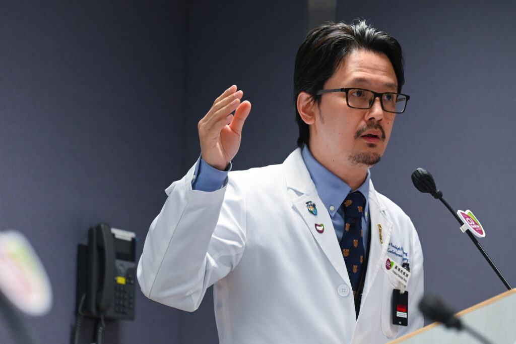 Professor Randolph Wong points out that patients in Hong Kong are currently following a more stringent set of cholesterol targets adopted from the European Society of Cardiology but the proportion of patients who can attain this target is low. <br />
He therefore led his team to conduct the Hong Kong’s first long-term follow-up study on cholesterol levels of patients after CABG surgery to look into the condition of the local patients.  The objective is to evaluate the optimal level of control in lipid targets.