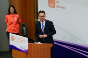 Mr Kenneth Chen Wei-on, Vice-President (Administration) of CUHK