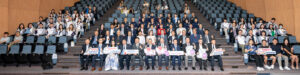 The guests take group photos to commemorate the commencement of the collaboration between the HKSI and CU Medicine.