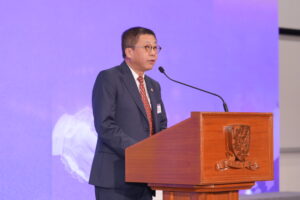中國科學院上海藥物研究所黨委書記、聯盟副理事長葉陽教授致辭