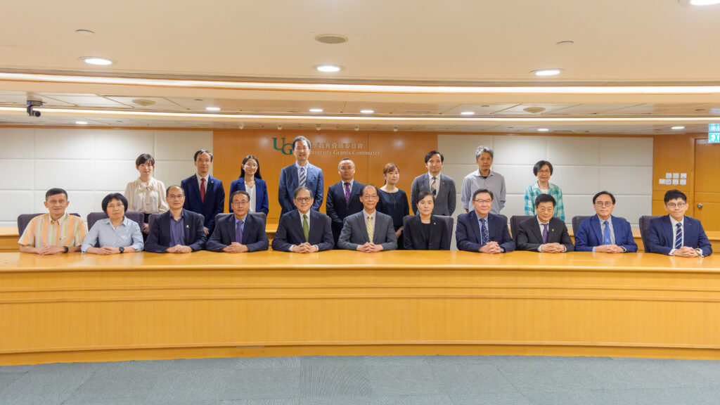 Group photo of Professor James Tang Tuck-hong (front row, 5th left), Secretary-General of the UGC, Professor Timothy Tong Wai-cheung (front row, 6th left), Chairman of the RGC, and the research teams awarded funding from the RGC of the UGC under the AoE Scheme and the TRS 2025/26.