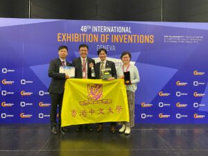 (From left) Dr Gene Man (Office of Research and Knowledge Transfer Services), Professor Sun Dong (Secretary for Innovation, Technology and Industry), Professor Raymond Tong (Department of Biomedical Engineering) and Professor Alisa Shum (School of Biomedical Sciences)