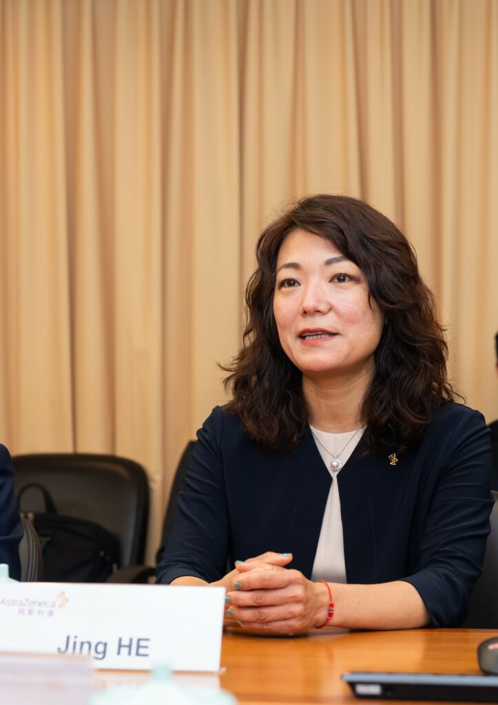 阿斯利康全球高級副總裁、全球研發中國中心負責人何靜博士於簽署儀式上表達對是次與中大建立戰略聯盟的期望