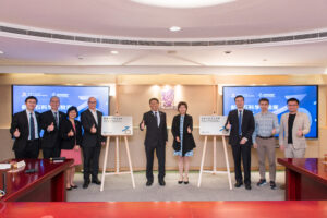 (From left to right) Professor Benny Zee, Professor Song Chun-shan, Professor Sham Mai-har, New Cornerstone Researcher Professor Liu Ren-bao, Professor Rocky S. Tuan, Ms Wang Wu-rong, New Cornerstone Researcher Professor He Xu-hua, Dr Zhang Sheng-yu, and Mr James Li unveiling the New Cornerstone Science Laboratories.