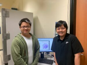 Professor Kim Chow Hei-man, Assistant Professor (right) and Dr Wu Deng, Postdoctoral Associate in CUHK’s School of Life Sciences.