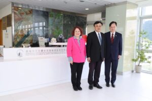 海南省代表團參觀中大太空所。